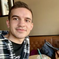 Cengiz Ömer的照片