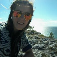 Esther Breininger的照片