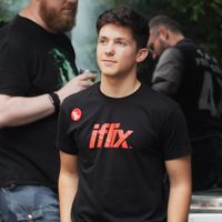 Maxim Kozlov的照片