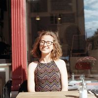 Tina Lajosova的照片