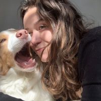 Emily Gardner的照片