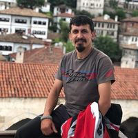 Celil Özdemir的照片