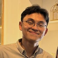 Narendra Yudha+aditama的照片