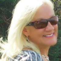 Debbie White的照片