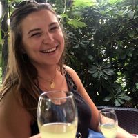 Marie Le Beuve的照片