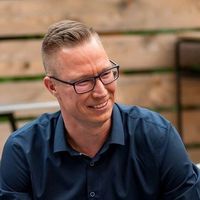 Attila Kolozsvári的照片