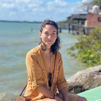 Maya Moure Peña's Photo