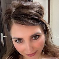 ülkiye Günay的照片