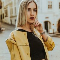 Pia Kroneisl's Photo