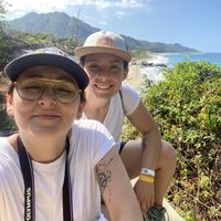 Daniela & Jessica Bulario's Photo