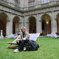 Büşra Tomrukcu的照片