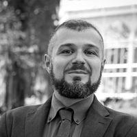 Roberto Reale的照片