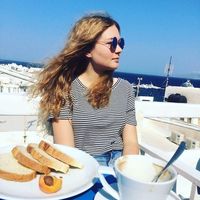 Elvire de Brier的照片