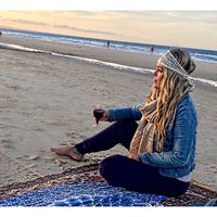 Natasha Knowles的照片