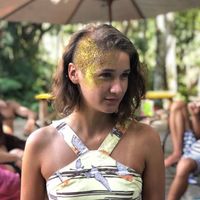 Luiza Sperandio的照片