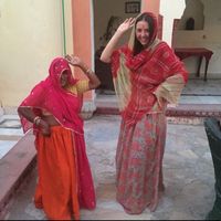 Madeleine Lynch的照片