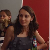 Emilie Thomas的照片