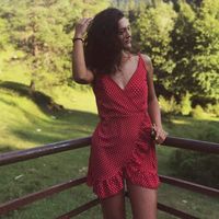 Nini Shonia的照片