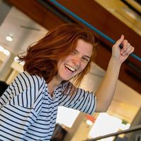 Léa Dubois的照片