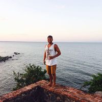 Colin DeBakker的照片