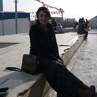 Yesim Ozmeric's Photo