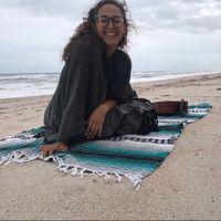 Jade Rivera的照片