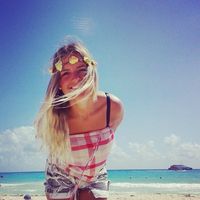 mel Vendína的照片