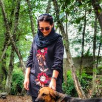 Paria Ramezani的照片