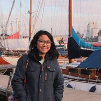 Fotos de Novia Riani Putri