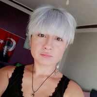 Esra Yücel的照片