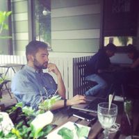 Eradzh Nidoev的照片