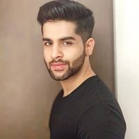 tushar dhembla的照片