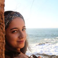 Mariana Santos's Photo