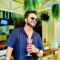 Rahul Bhatia's Photo