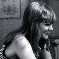 Emma Vanderouderaa的照片