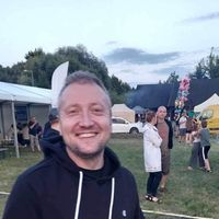 Adam legosz的照片