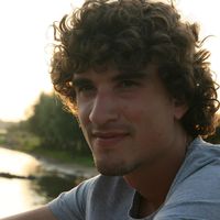 Michael Leone的照片