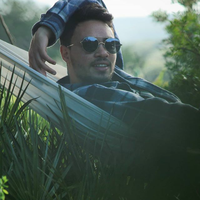 Adam  Marzouki的照片