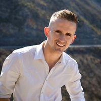 Anton Selbaja的照片