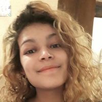 Myriam Neffati的照片