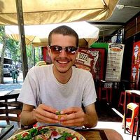 Elliot Lamb的照片