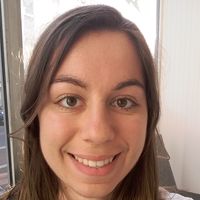 Clotilde Delorme的照片