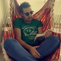 Alexandre Tsla的照片