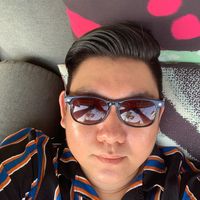 Fotos de Yoz Tanuwirium