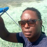 Ollie Lahely's Photo