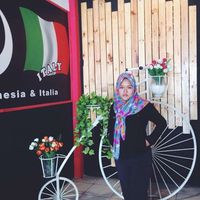 Tika Ramadhani's Photo