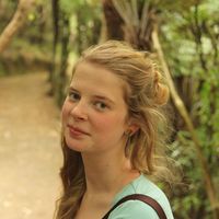 Sarah Hefner的照片