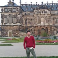 Miguel Cintas的照片