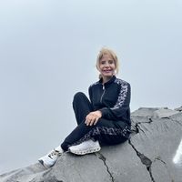 Alicia  Menendez's Photo