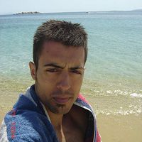 George Petridis的照片